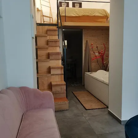 Holiday home Cammileddi Mini *